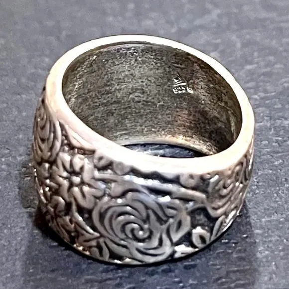 Silpada Vintage RARE Floral Garden Etched Oxidized Solid Sterling Silver Ring - Picture 6 of 7